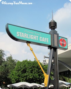 Cosmic Ray's Starlight Cafe sign